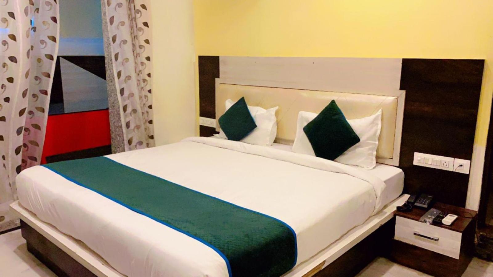 Hotel Airport View Джайпур Екстериор снимка